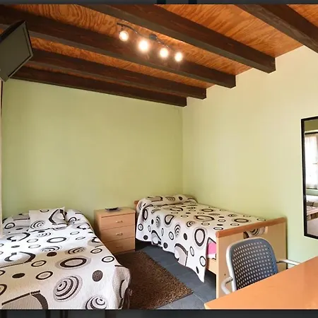 בית הארחה Minibar Zaratamo